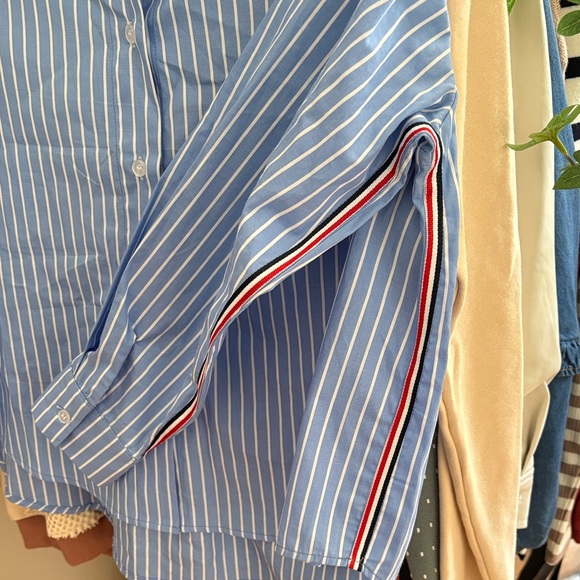 LA MIEL Blue and White Striped Button Down Shirt - Picture 5 of 5